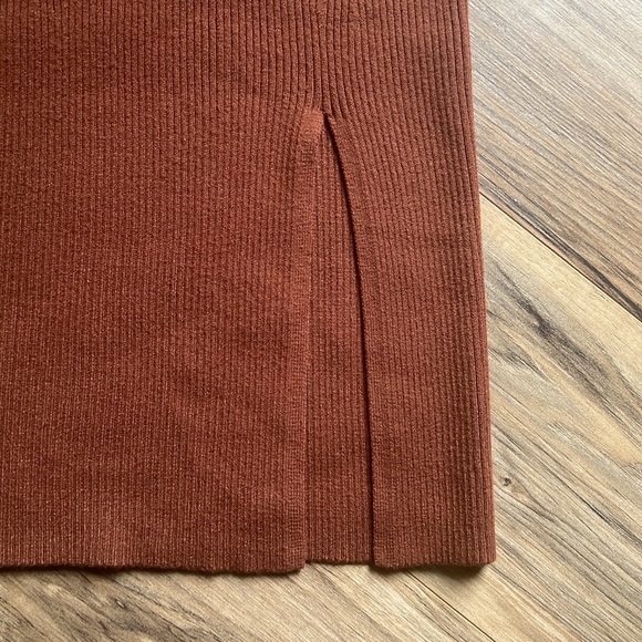 Abercrombie and Fitch ribbed midi skirt - Picture 5 of 6